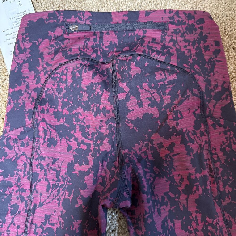 Lululemon Speed Up Crop 21" Splatter Blossom Jacquard Garnet Black Size 2 (read) - Picture 7 of 8